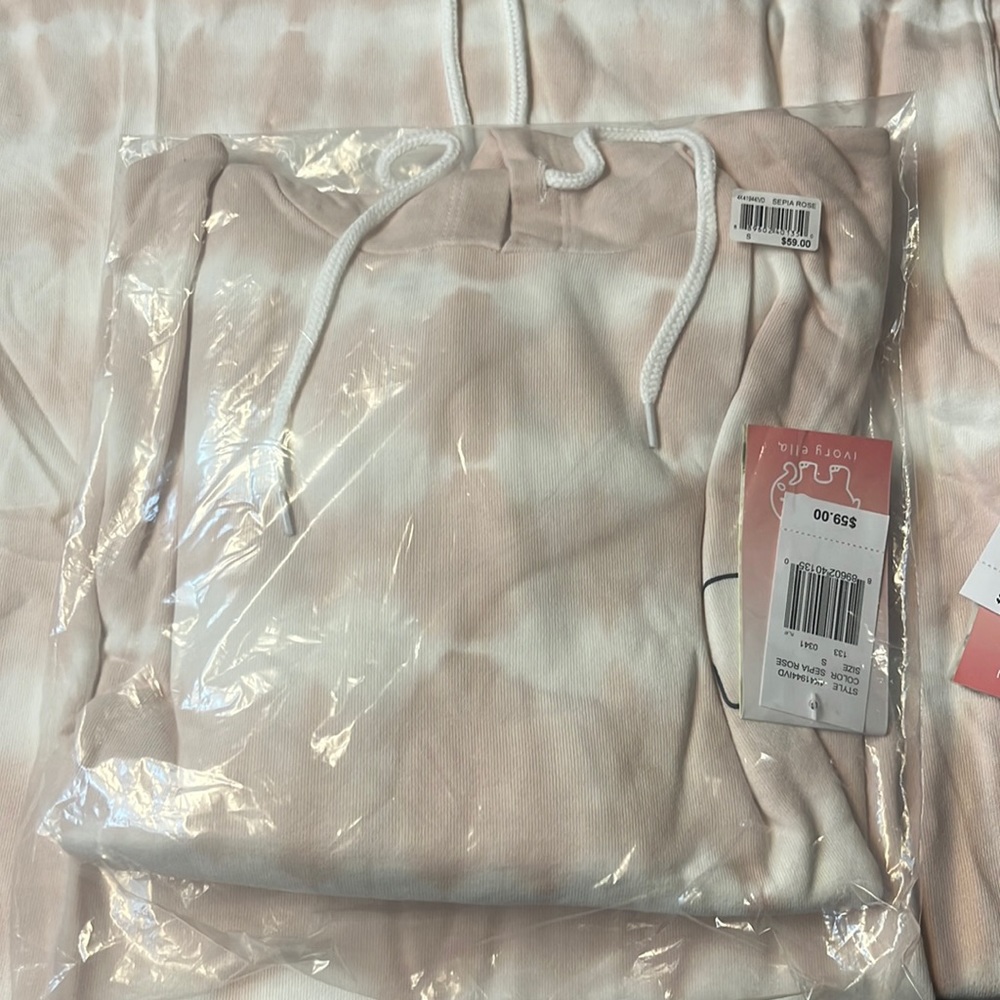 Ivory Ella Women Tie Dye Rose Hoodie